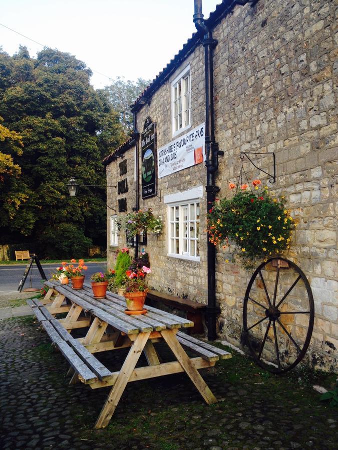 The Bull Inn West Tanfield Ripon Exteriör bild